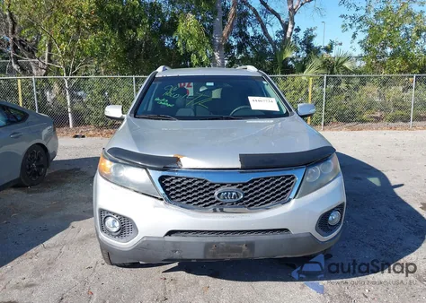 2013 Kia Sorento Lx z USA, uszkodzony, nr VIN 5XYKT3A62DG407600